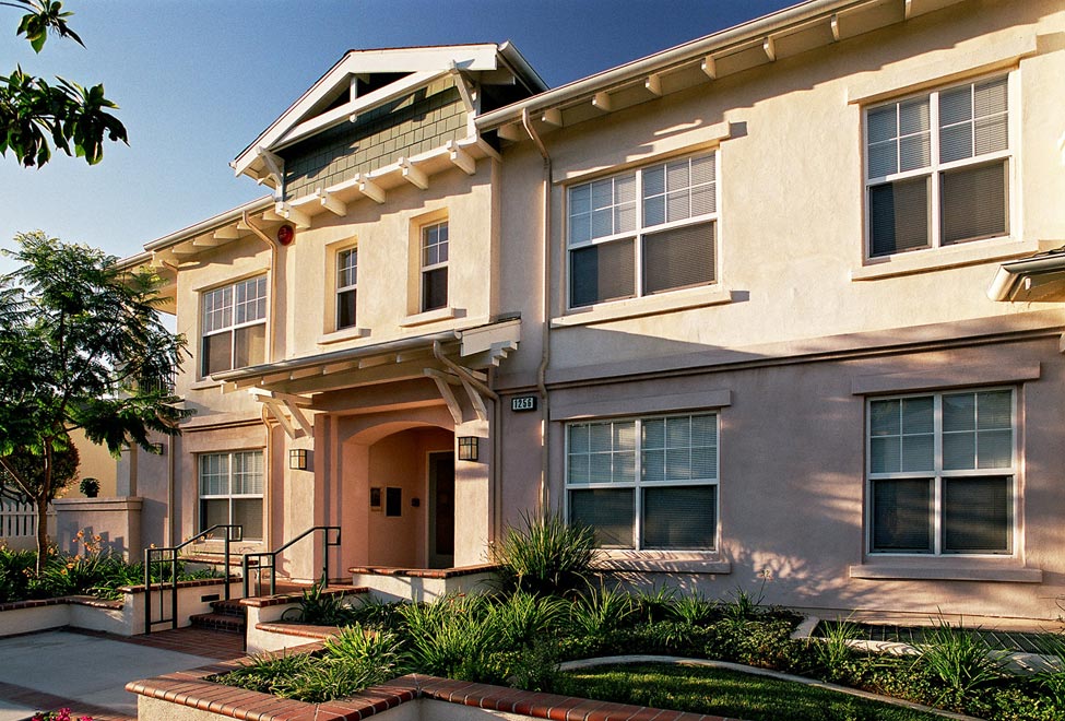 Craftsman façade blends well with the neighbourhood context